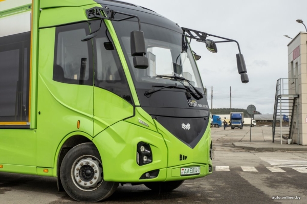 Первый белорусский электрогрузовик испытывают в работе. Как он выглядит
