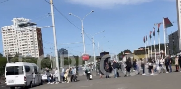 Поговорили с владельцем первой изъятой в стране маршрутки, с которой все началось Поговорили с владельцем первой изъятой в стране маршрутки, с которой все началось