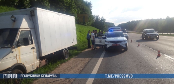 Пьяный бесправник совершил ДТП и пытался дать взятку ГАИ. Возбуждено уголовное дело Пьяный бесправник совершил ДТП и пытался дать взятку ГАИ. Возбуждено уголовное дело