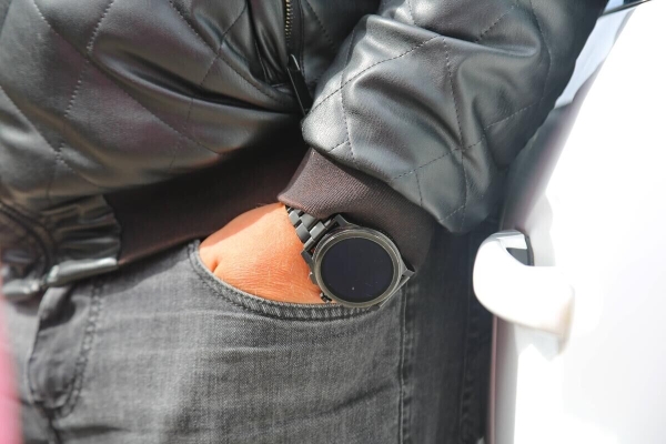 Размер зарплаты — имеет значение? Сколько нужно зарабатывать, чтобы растаможить по льготе Tesla за 50 тысяч евро